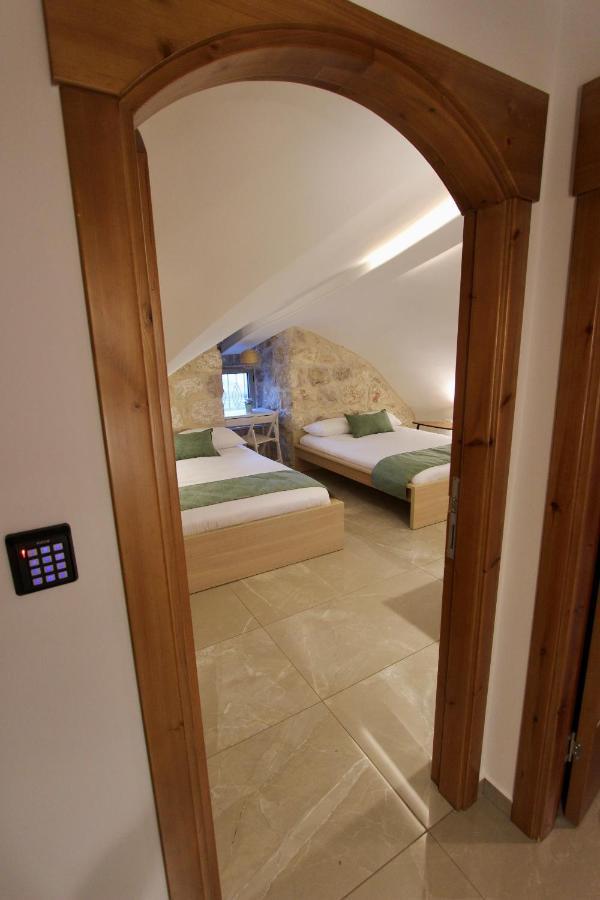 St. John Apartment Jerusalem Exterior photo